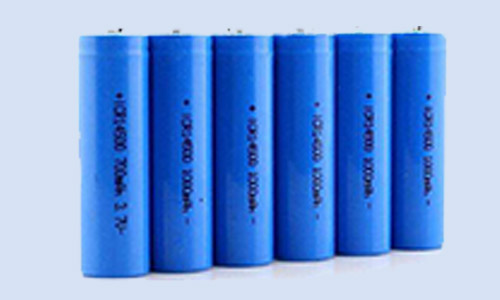 <b>轻型化花季传媒官方入口网站池电动车是花季传媒官方入口网站池生产厂家发展的方向</b>