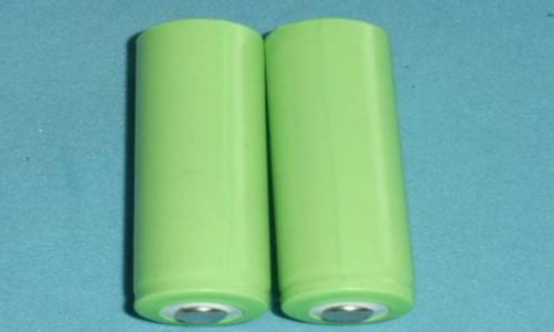 <b>特斯拉采用镍钴铝电池给花季传媒官方入口网站池同行重新燃起了希望</b>