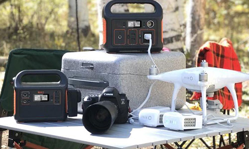 <b>花季下载安装免费观看电气便携式UPS电源打开户外移动电源市场格局</b>